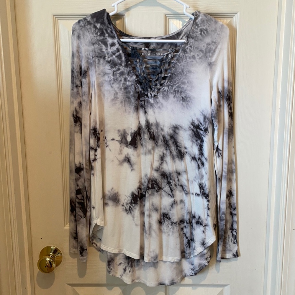 American Eagle Marble Top w/ Knot Detail